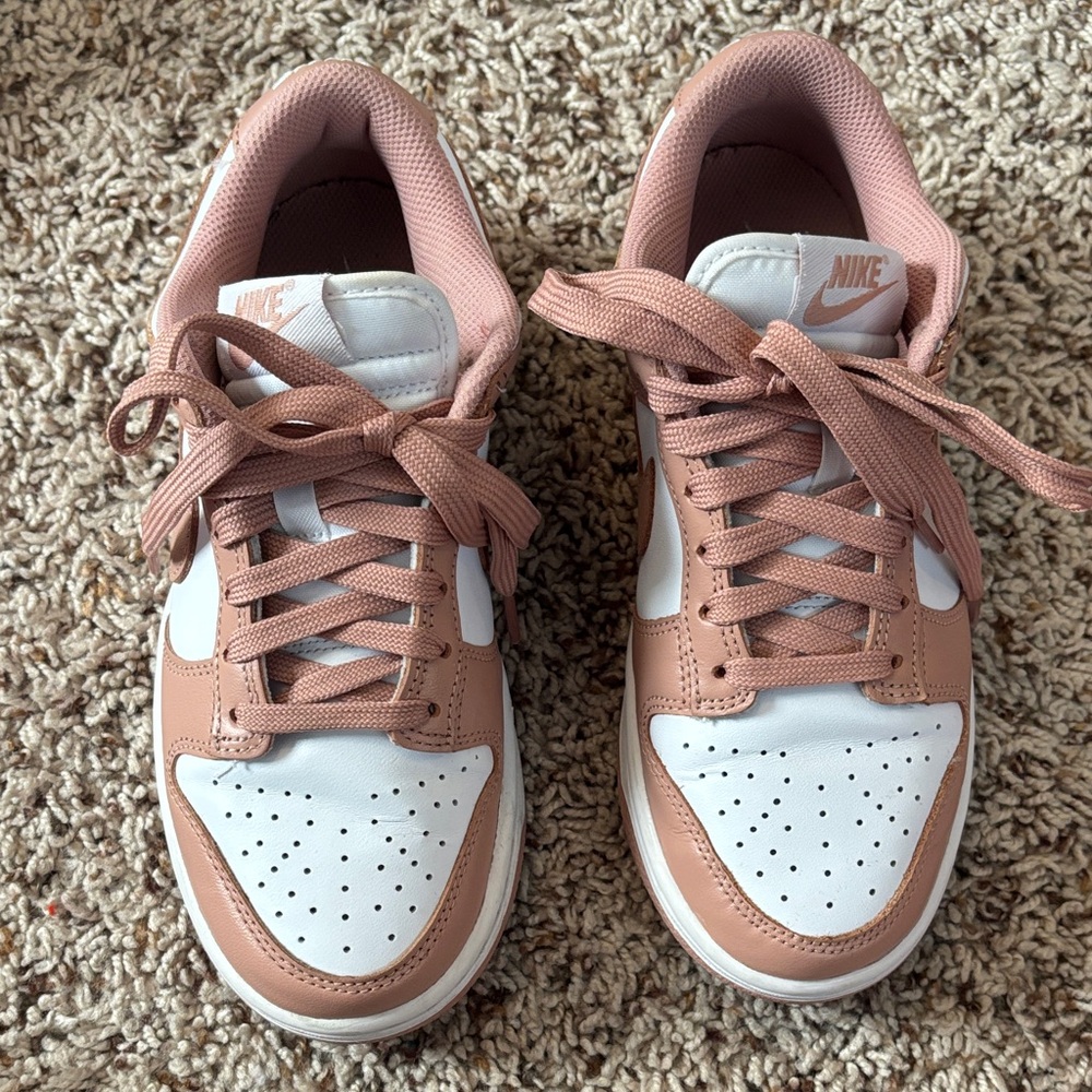 Nike Women's White and Dusty Pink Dunks